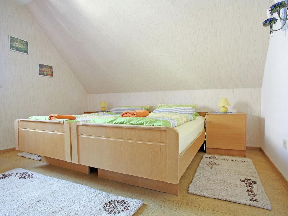 Secluded Apartment In Medebach With Terrace Eksteriør bilde